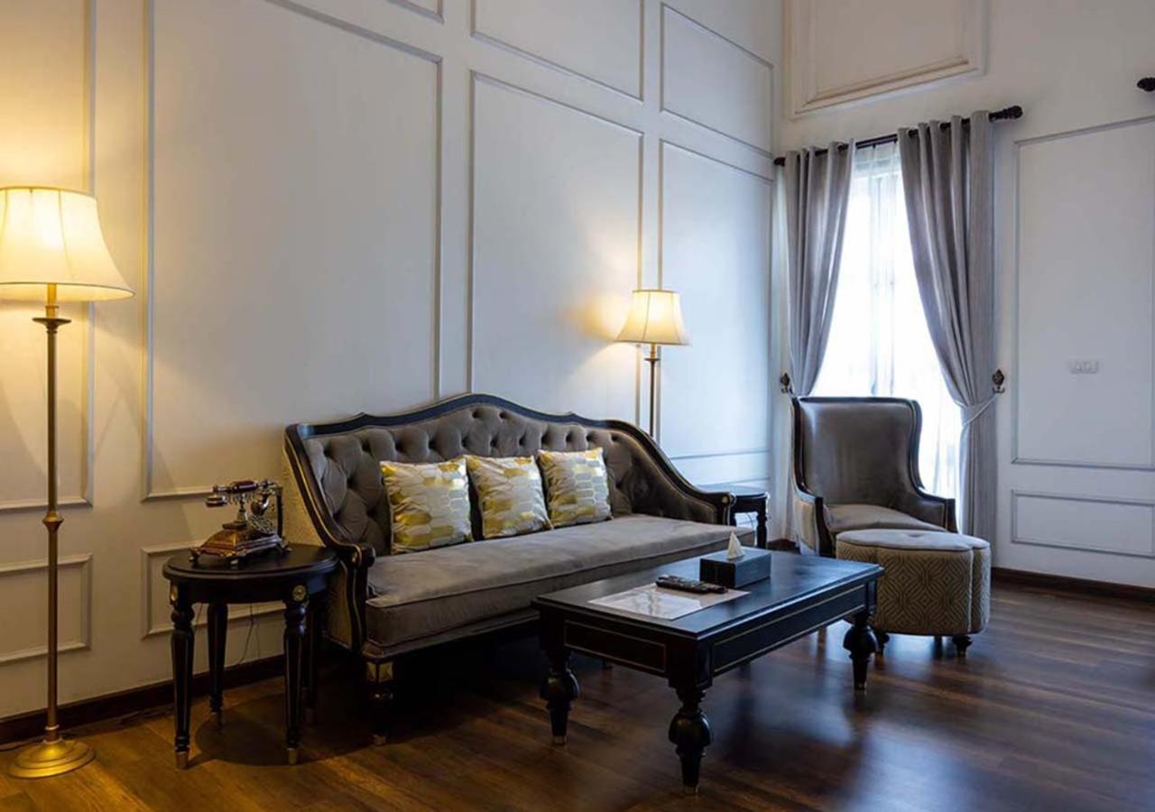 Le Thatluang D'Or Boutique Hotel Vientiane Dış mekan fotoğraf